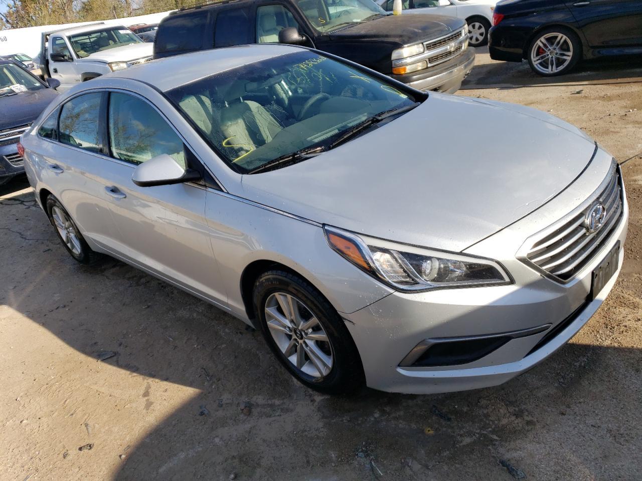 2017 Hyundai Sonata Se - Фото 4