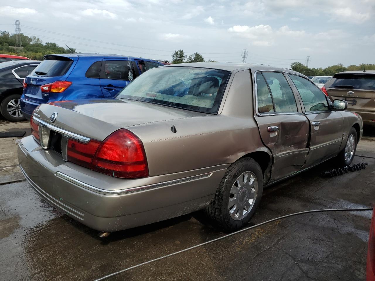 2005 Mercury Grand Marquis Ls - Image 3