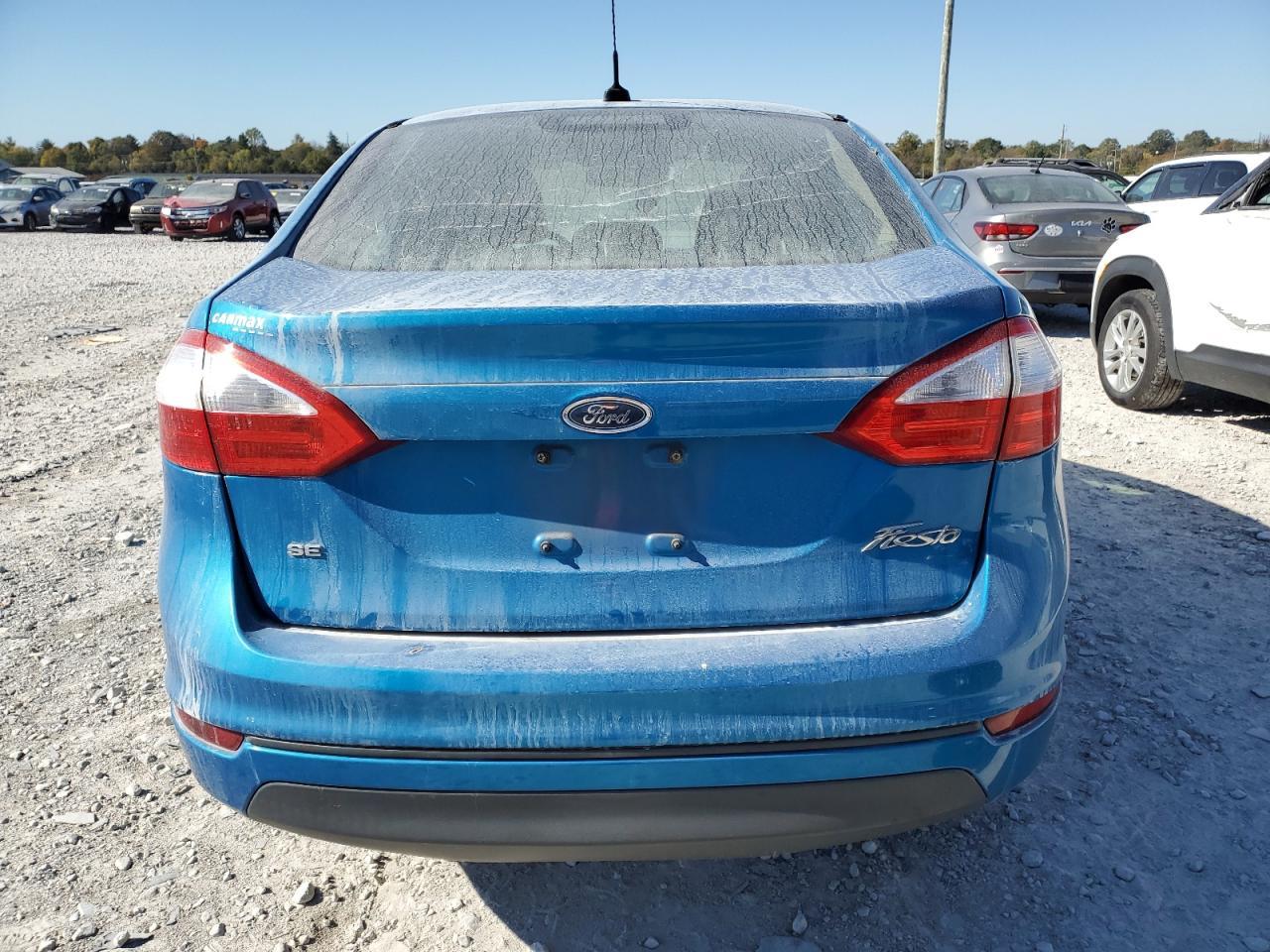 2014 Ford Fiesta Se - Фото 6