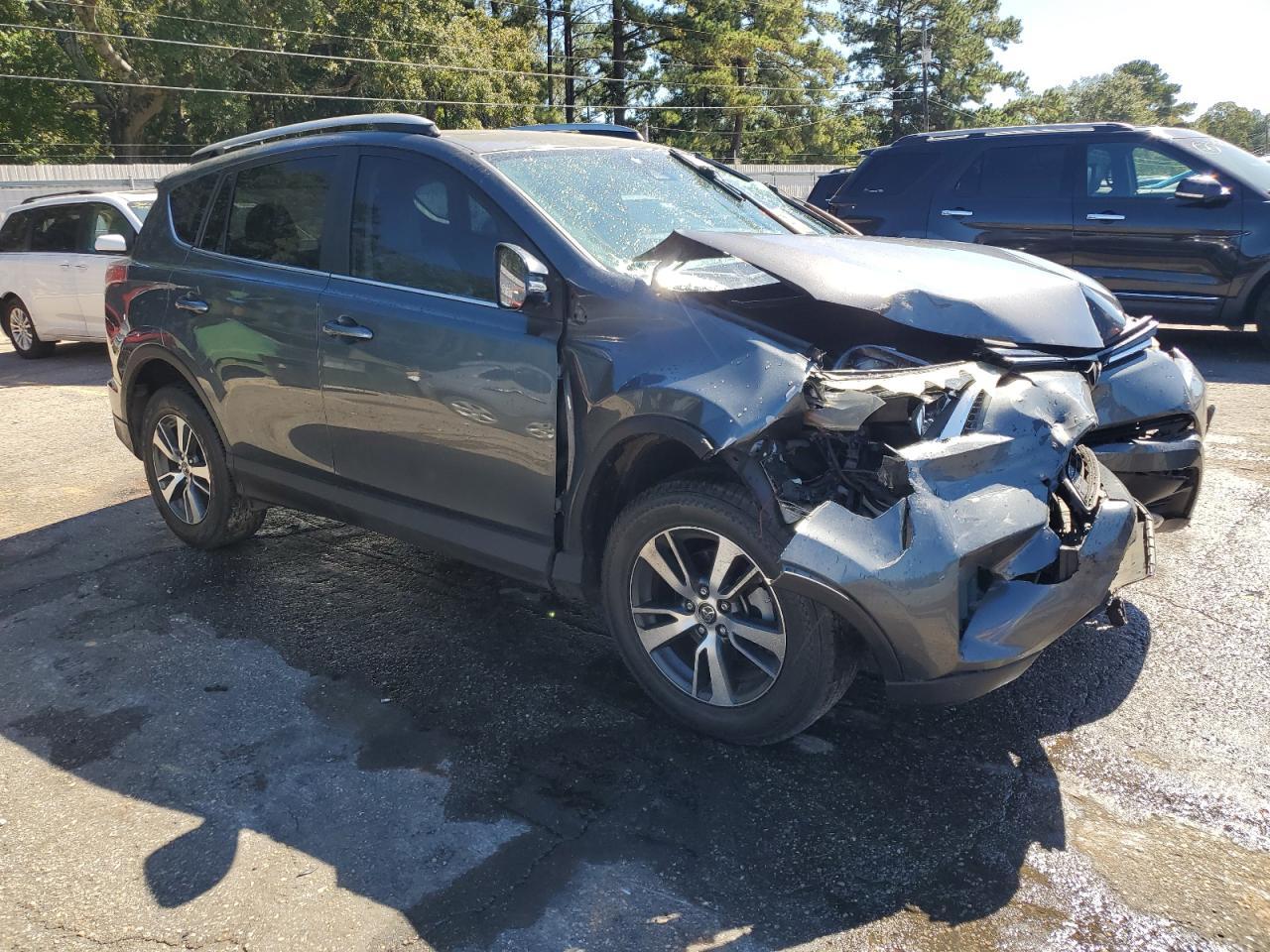 2017 Toyota Rav4 Xle - Фото 4