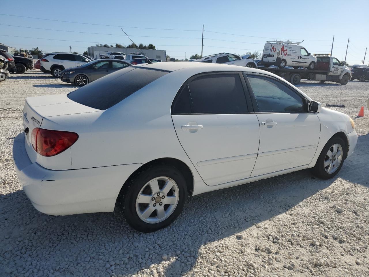 2003 Toyota Corolla Ce - Фото 3
