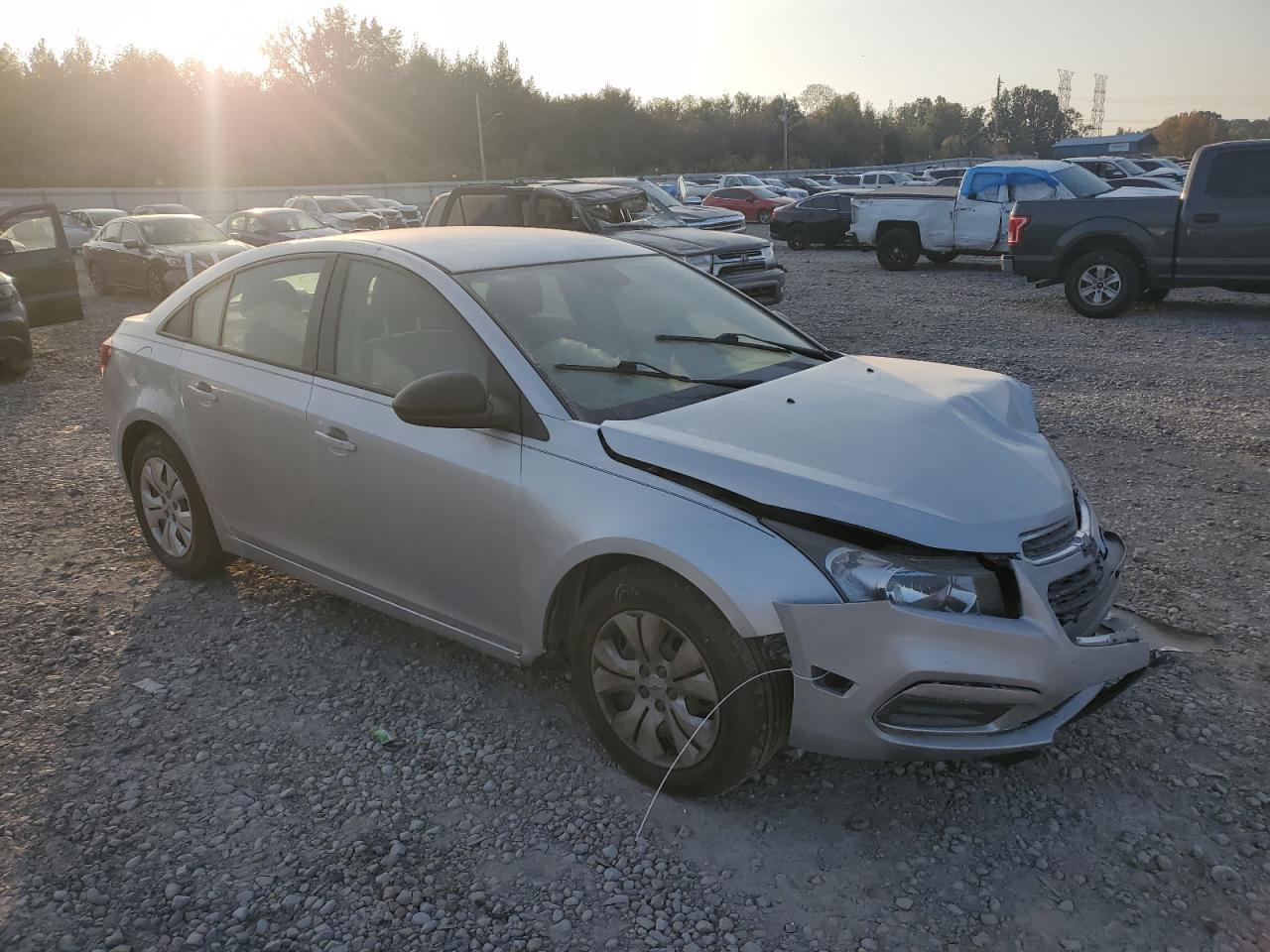 2016 Chevrolet Cruze Limited Ls - Image 4