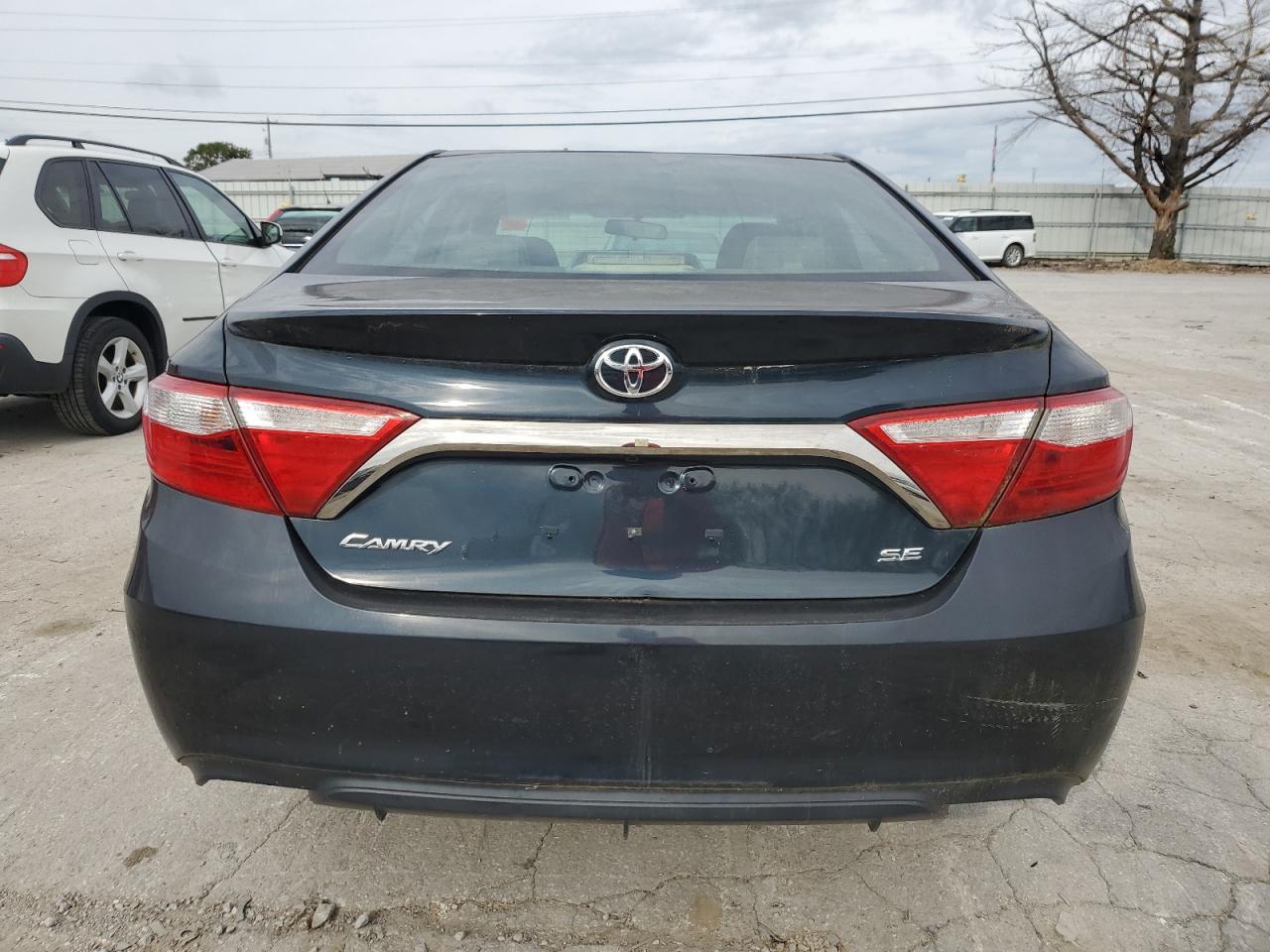 2016 Toyota Camry Le - Фото 6