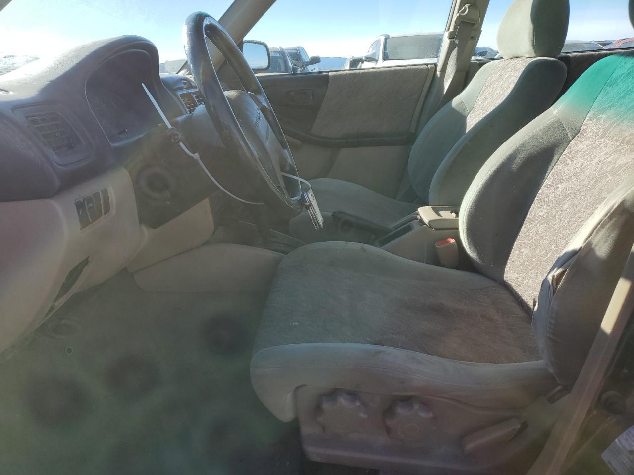 2002 Subaru Forester L - Image 7