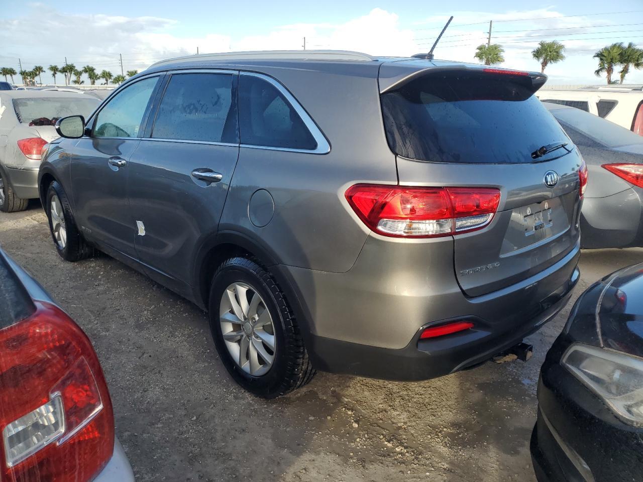 2018 Kia Sorento Lx - Фото 2
