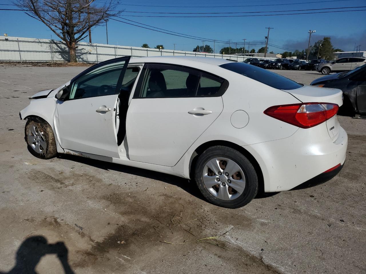 2016 Kia Forte Lx - Image 2