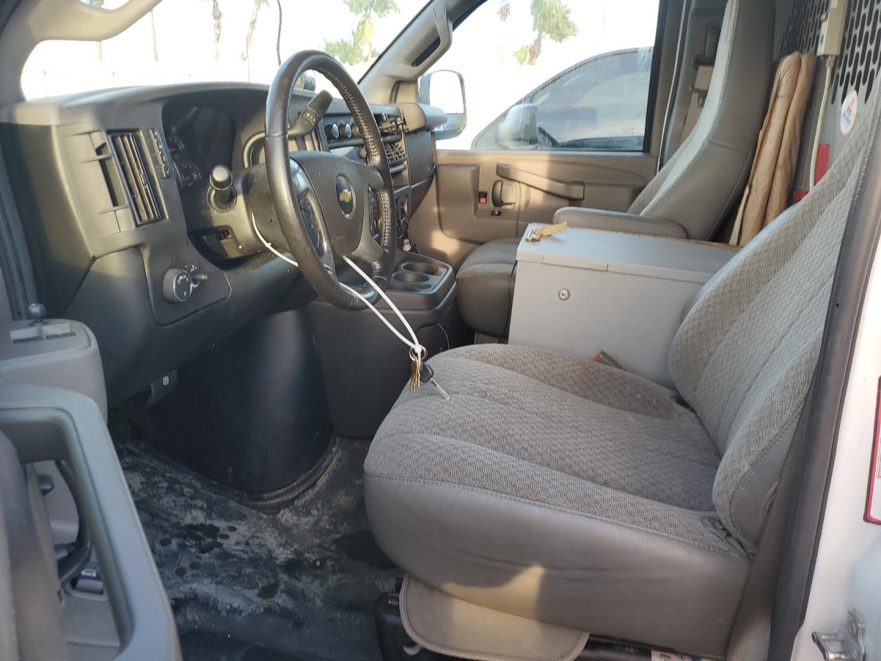 2019 Chevrolet Express G3500 - Image 7