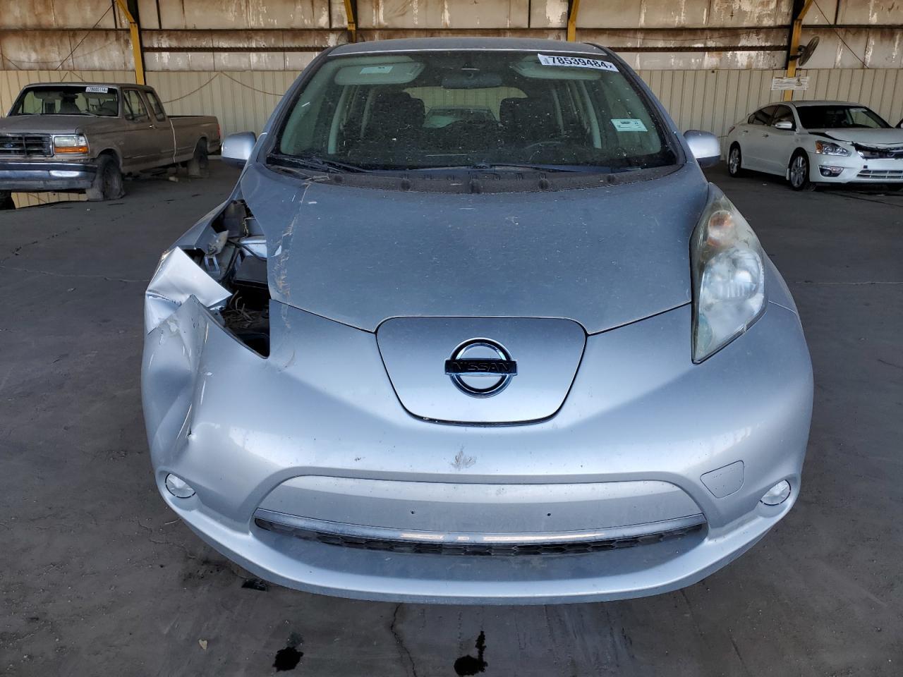 2015 Nissan Leaf S - Фото 5