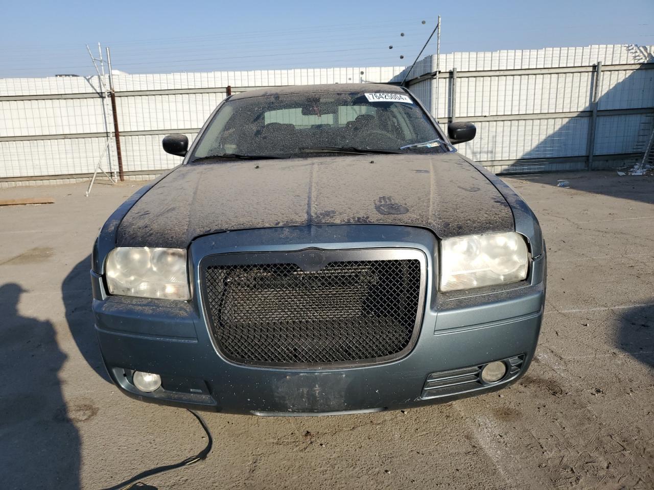 2005 Chrysler 300 - Фото 5