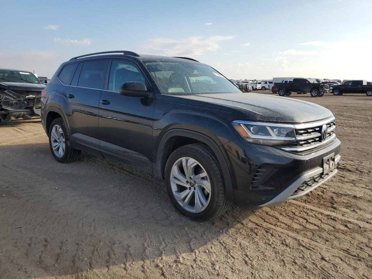2022 Volkswagen Atlas Se - Фото 4
