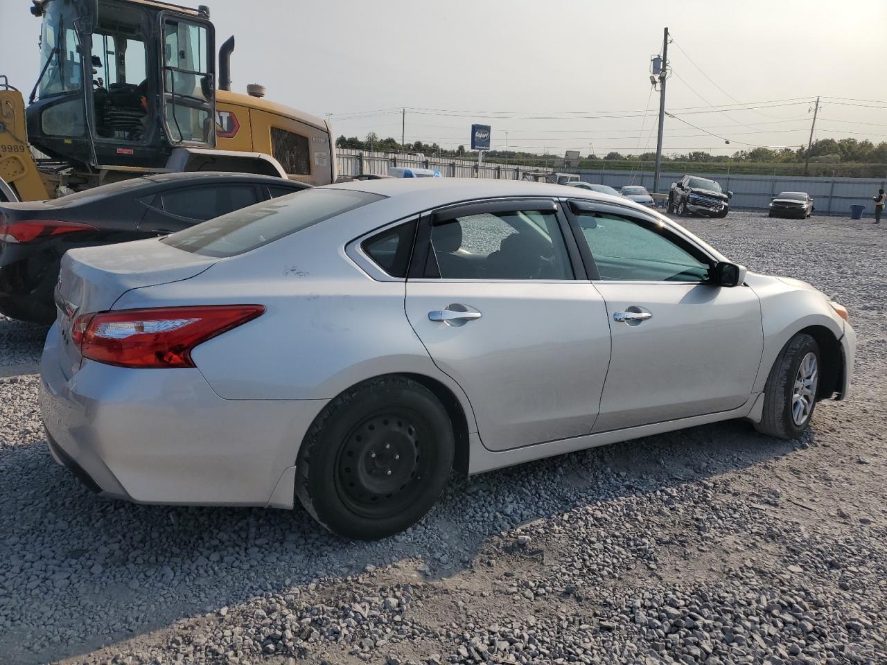 2017 Nissan Altima 2.5 - Фото 3