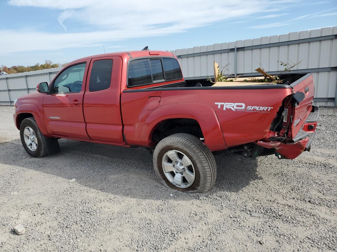 2014 Toyota Tacoma - Фото 2