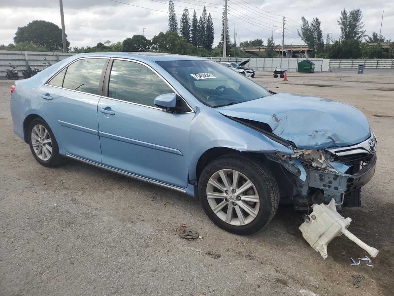 2012 Toyota Camry Base - Фото 4