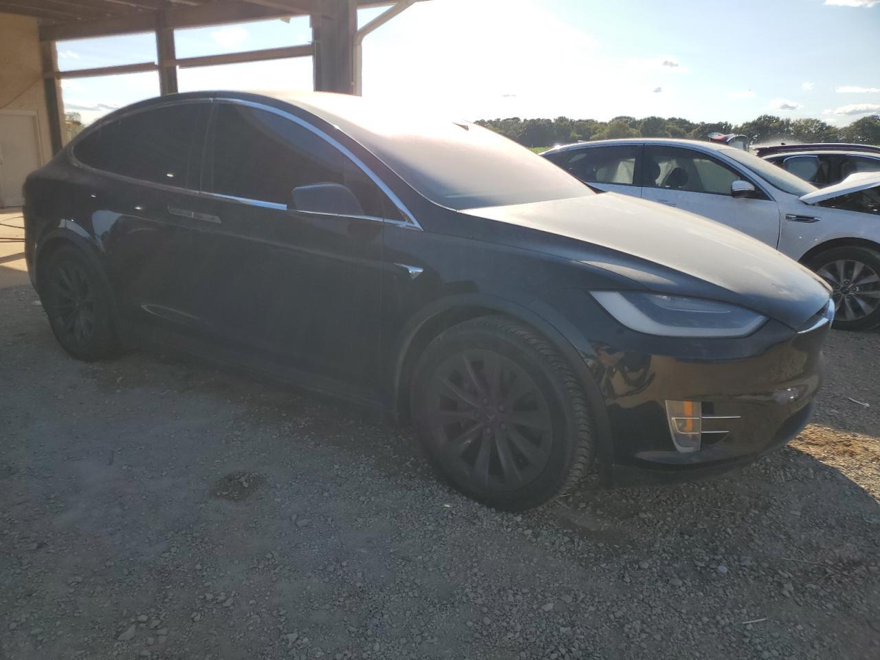 2018 Tesla Model X - Image 4