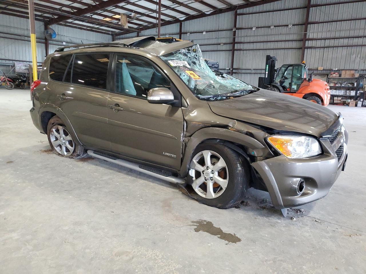 2011 Toyota Rav4 Limited - Image 4