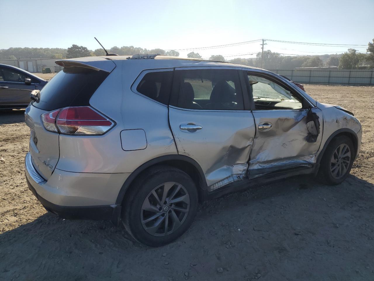 2016 Nissan Rogue S - Фото 3