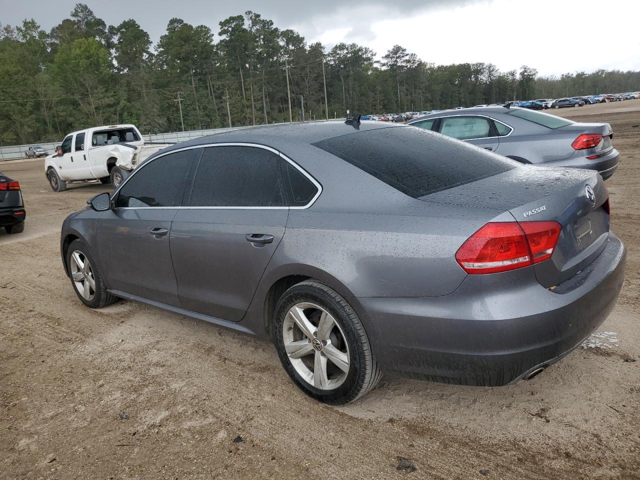 2012 Volkswagen Passat Se - Фото 2