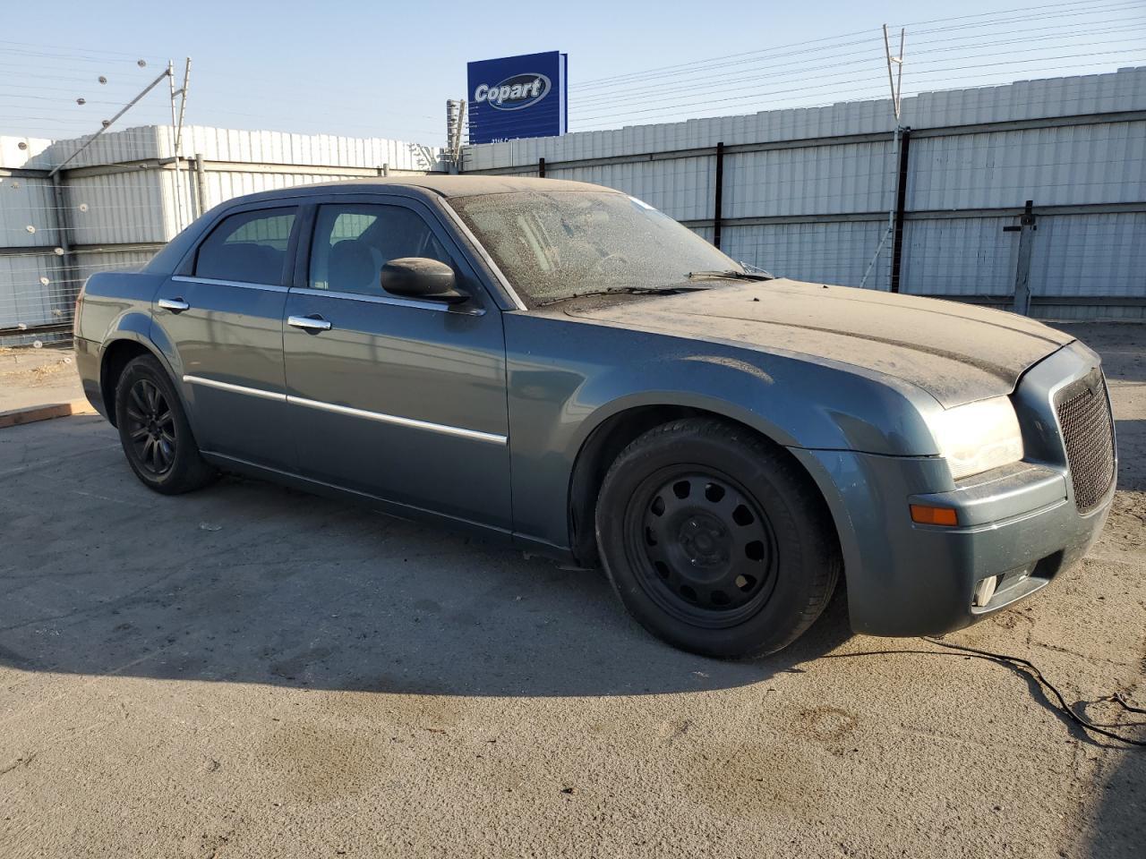 2005 Chrysler 300 - Фото 4