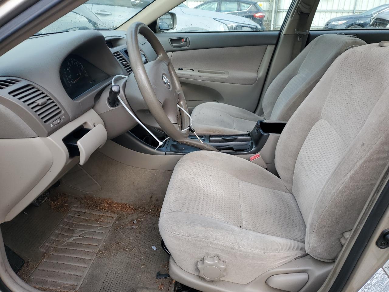 2002 Toyota Camry Le - Фото 7