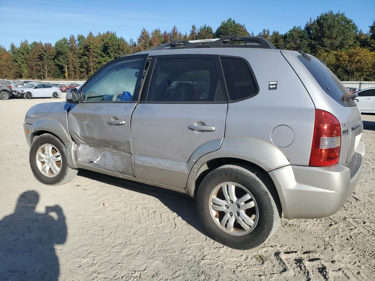 2006 Hyundai Tucson - Image 2