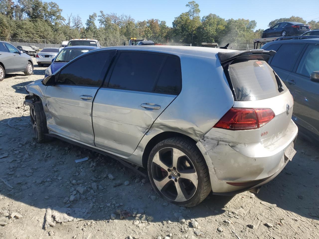 2015 Volkswagen Gti - Image 2