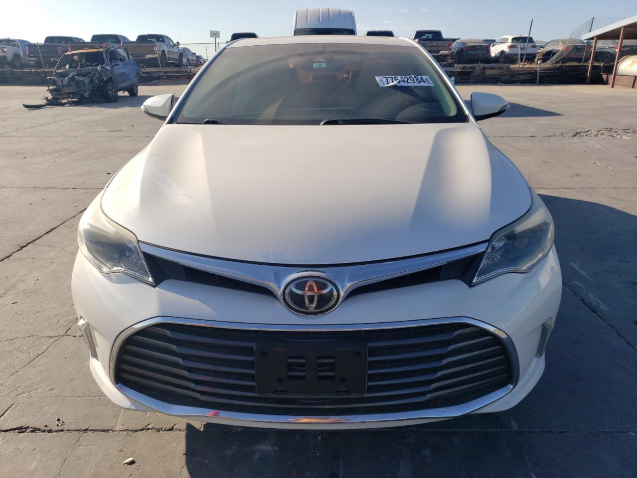 2016 Toyota Avalon Xle - Image 5
