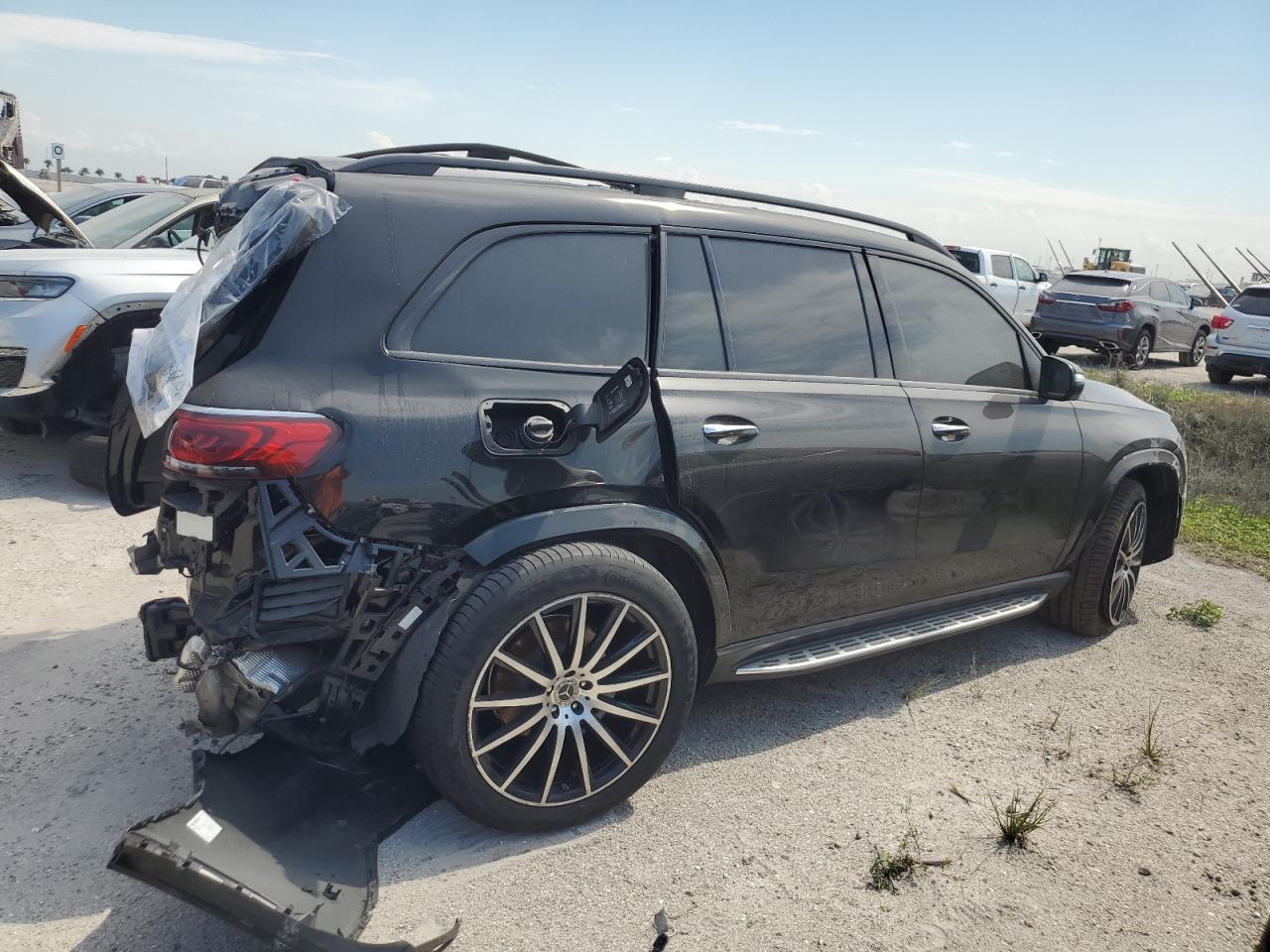 2022 Mercedes-Benz Gls 450 4Matic - Фото 3