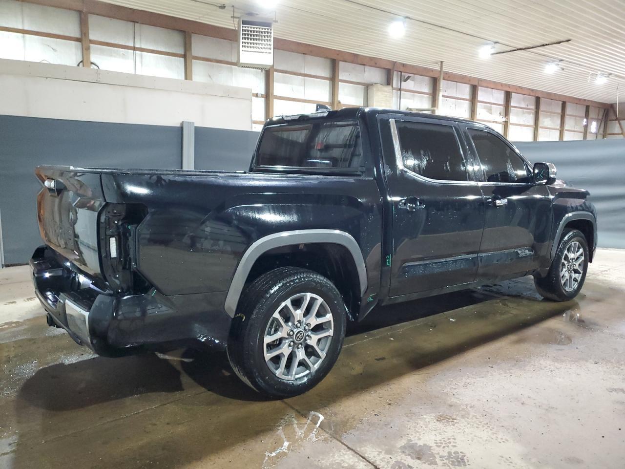 2023 Toyota Tundra Crewmax Platinum - Фото 3