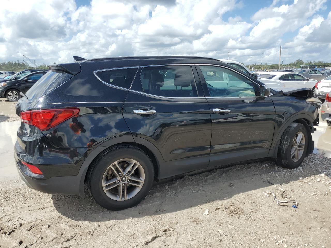 2017 Hyundai Santa Fe Sport - Image 3