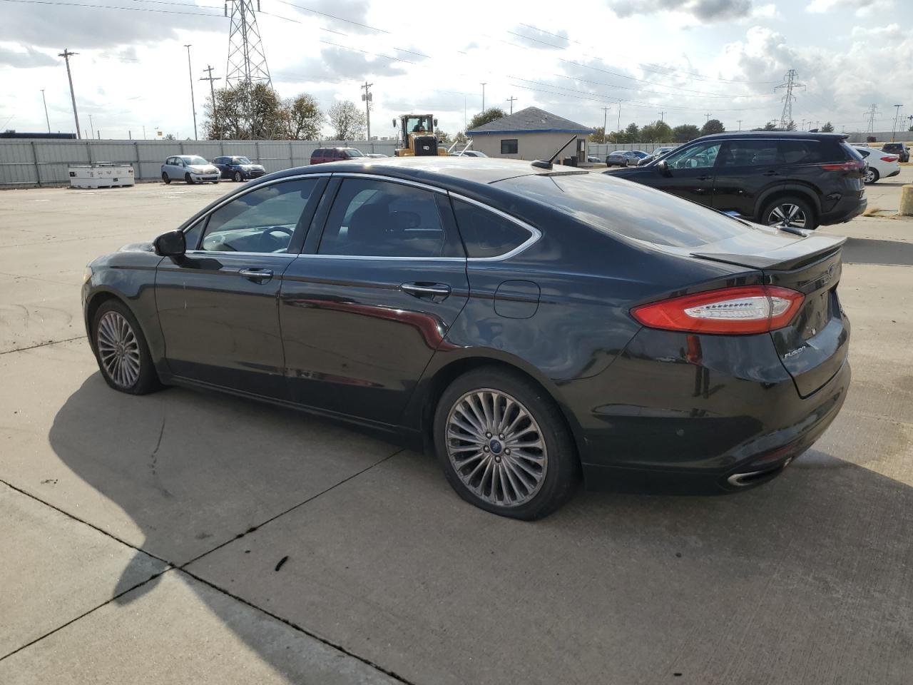 2013 Ford Fusion Titanium - Фото 2