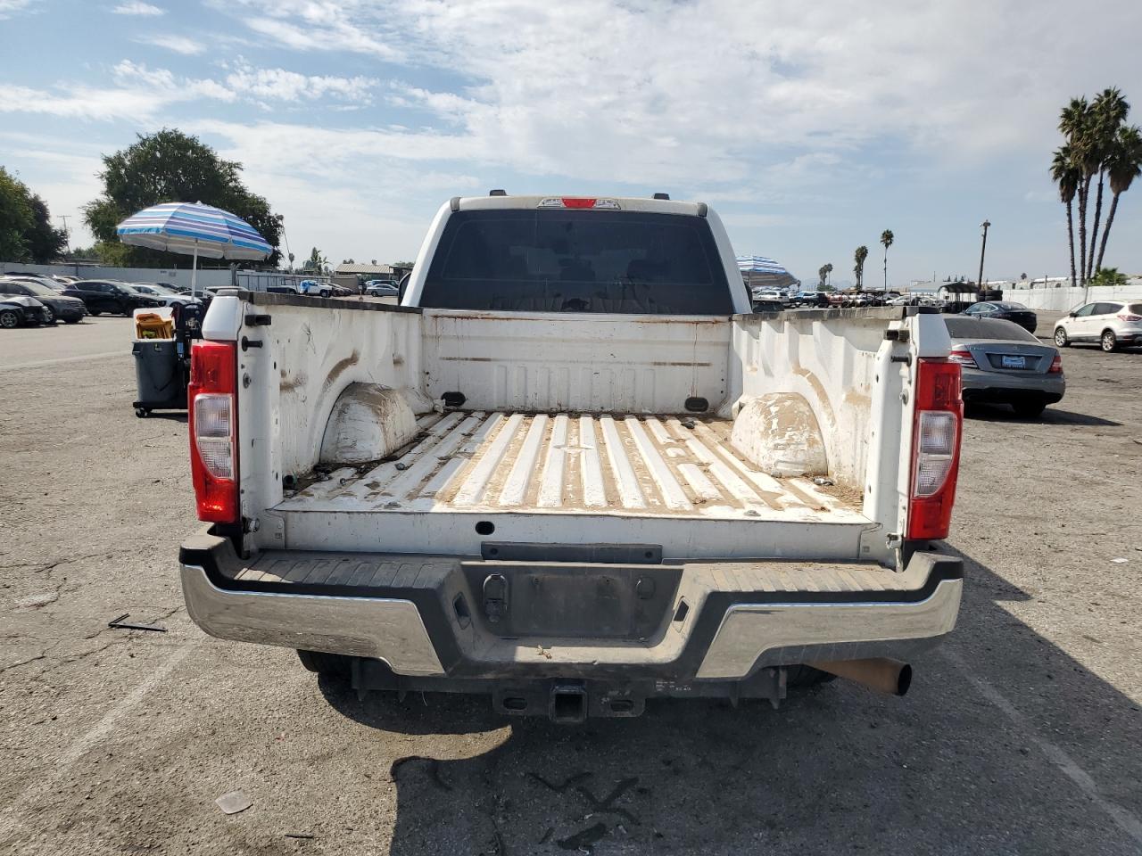 2021 Ford F250 Super Duty - Фото 6