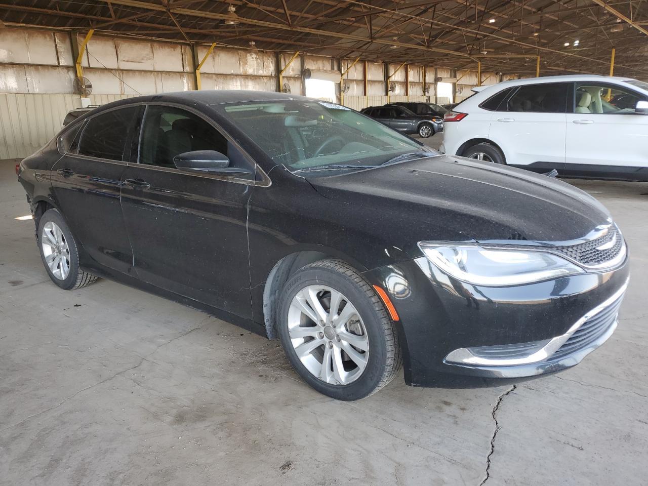 2016 Chrysler 200 Limited - Image 4