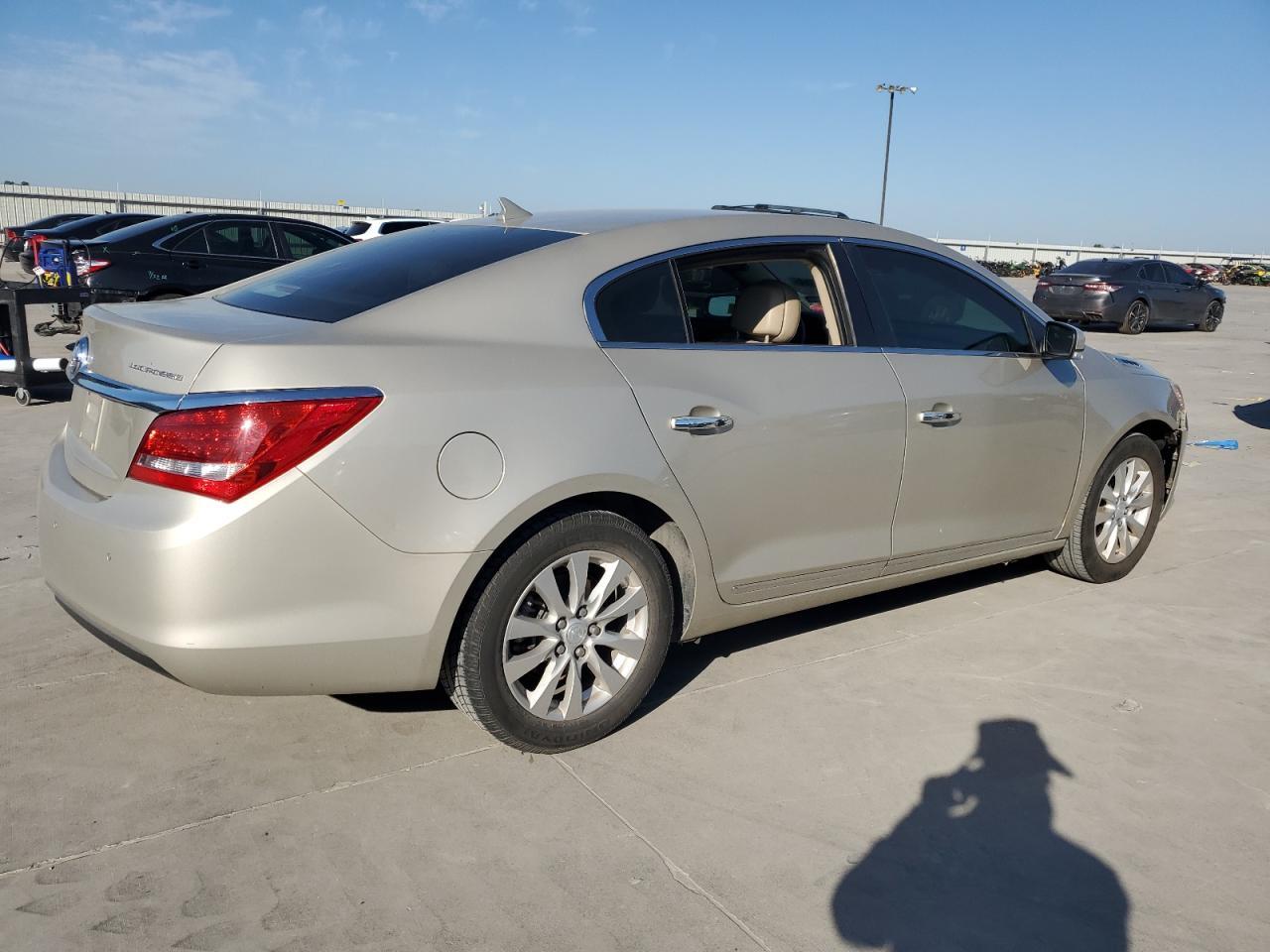 2014 Buick Lacrosse - Image 3