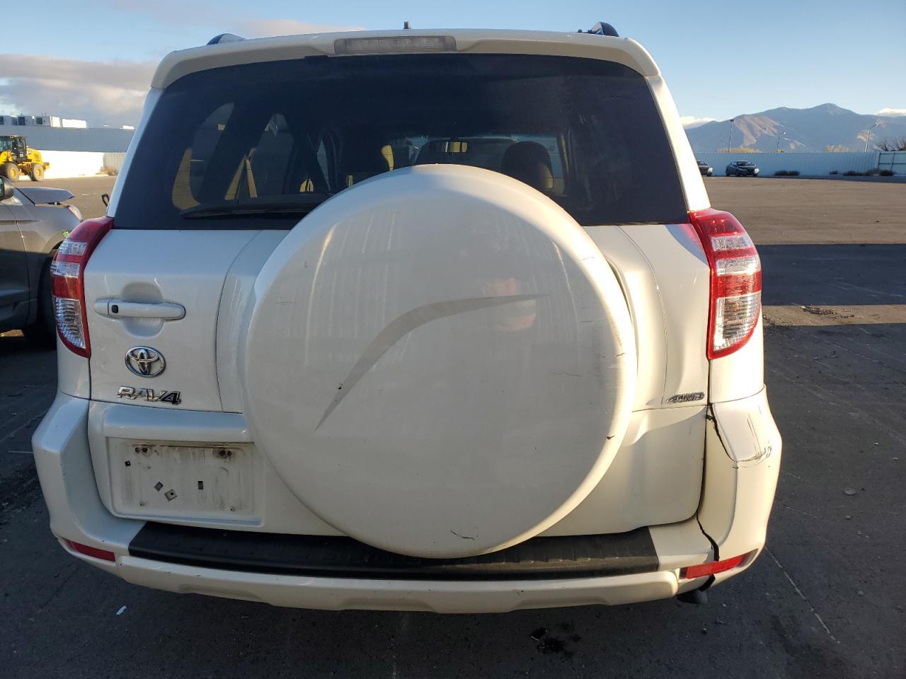 2011 Toyota Rav4 Limited - Фото 6