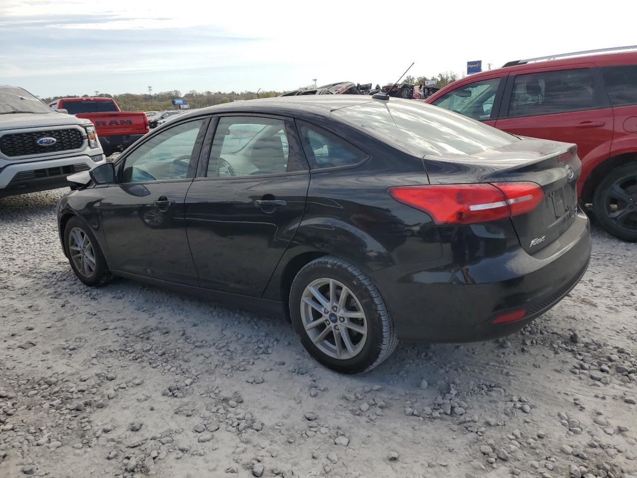 2018 Ford Focus Se - Фото 2