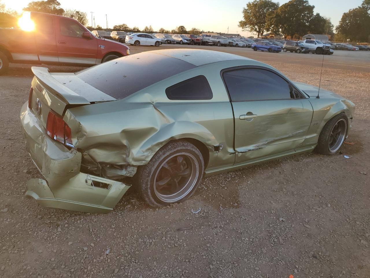 2006 Ford Mustang Gt - Фото 3