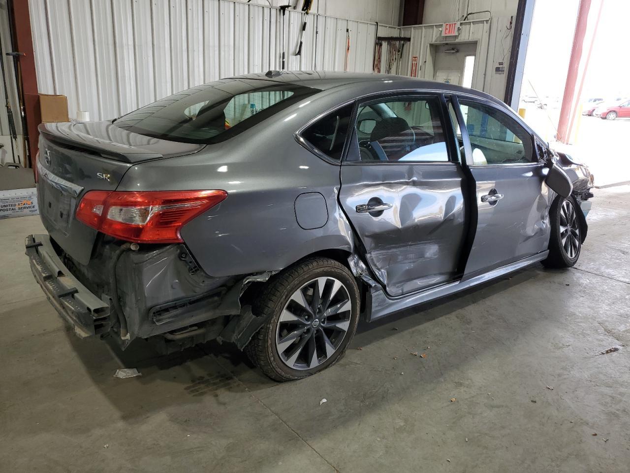 2019 Nissan Sentra S - Фото 3