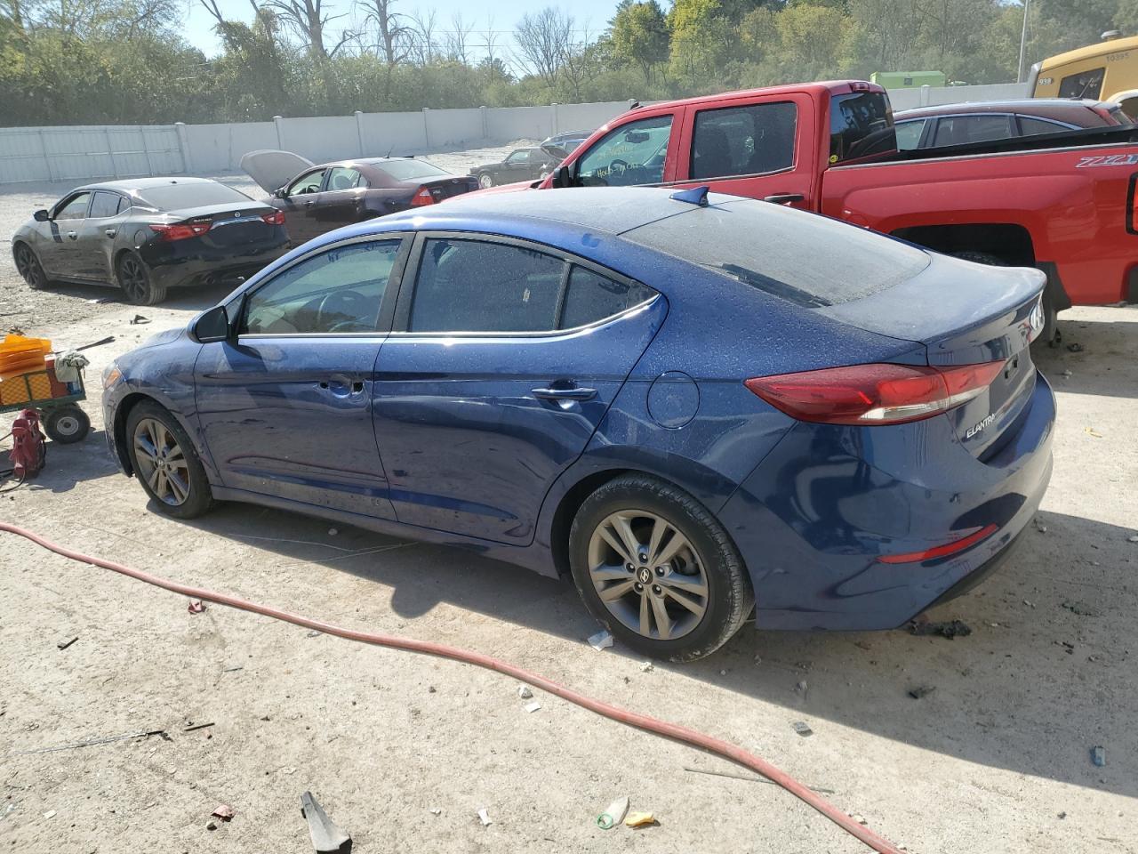 2018 Hyundai Elantra Sel - Image 2