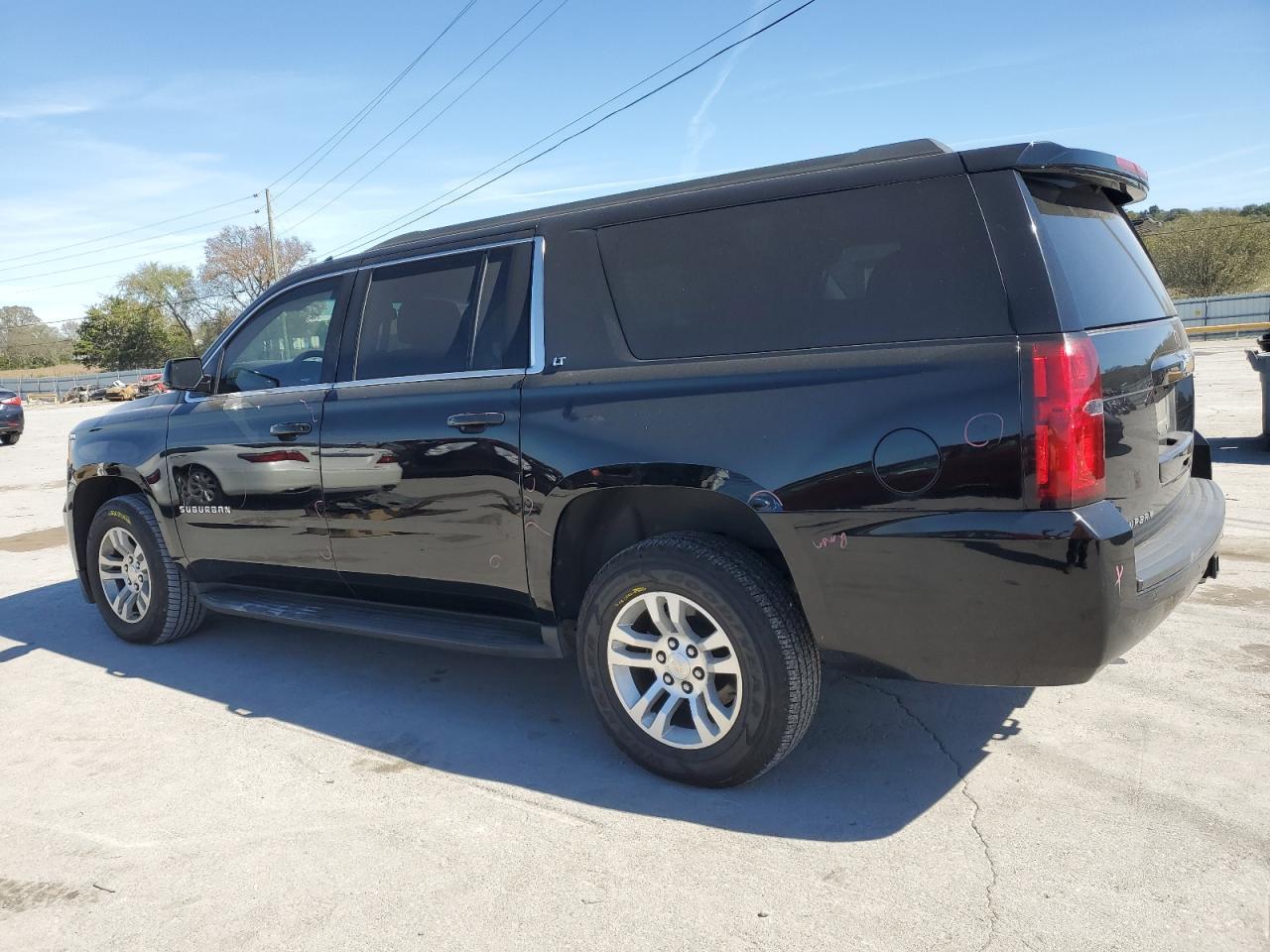 2018 Chevrolet Suburban K1500 Lt - Фото 2