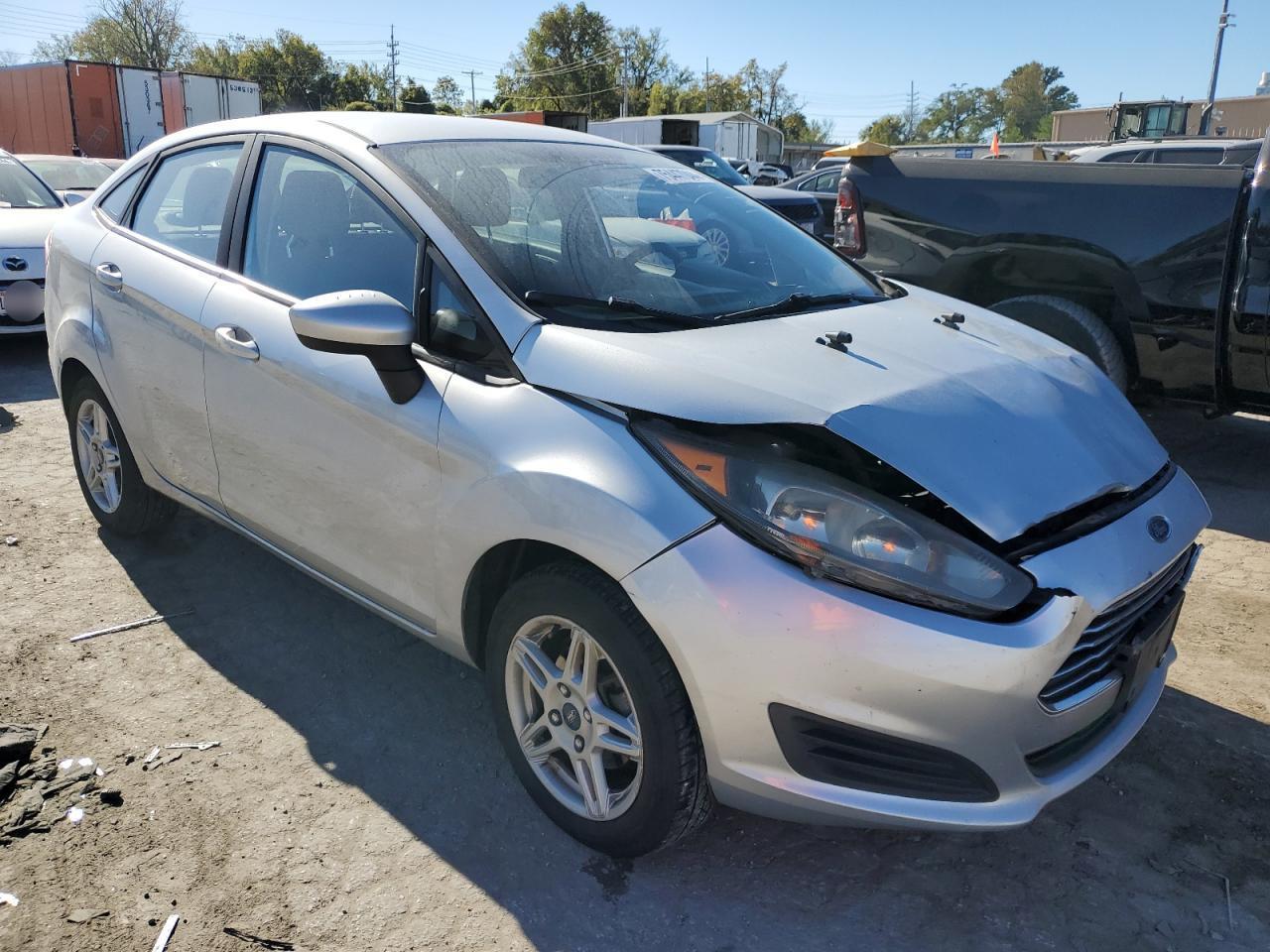 2019 Ford Fiesta Se - Фото 4