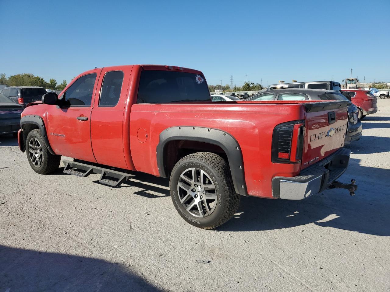 2008 Chevrolet Silverado C1500 - Фото 2