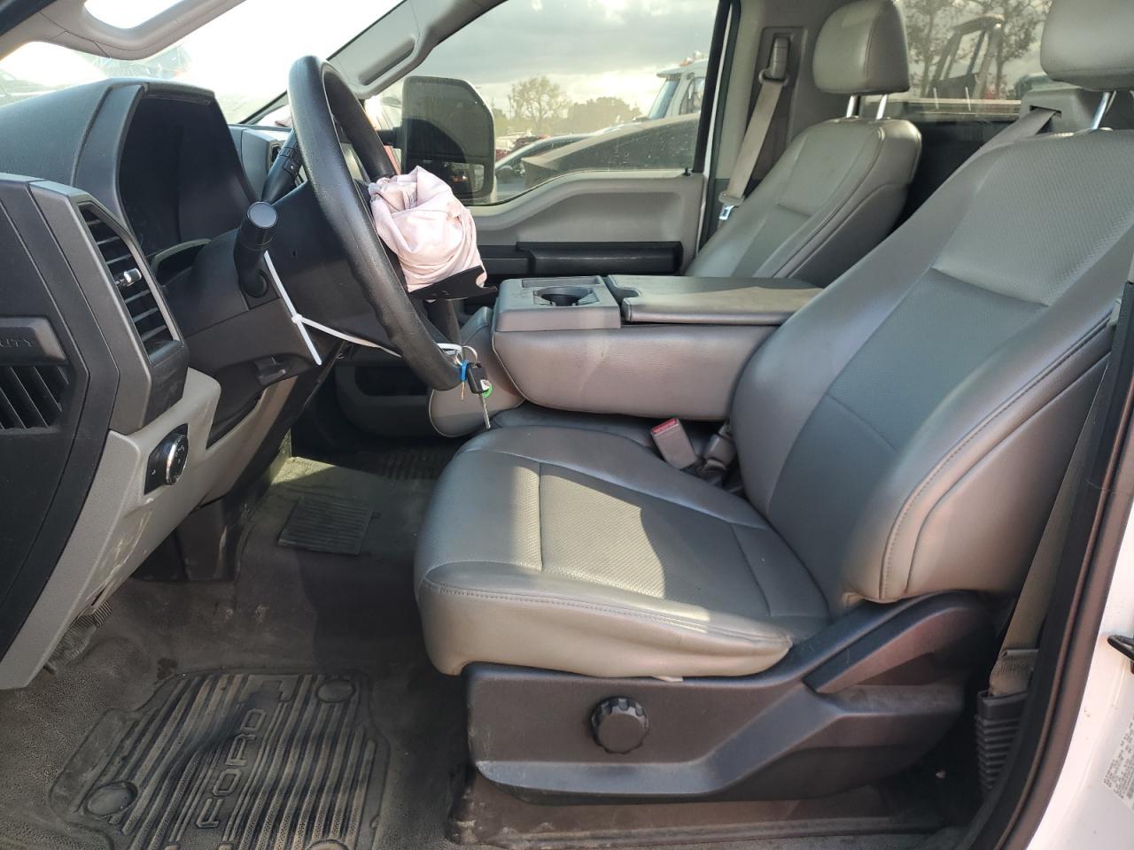 2017 Ford F250 Super Duty - Image 7