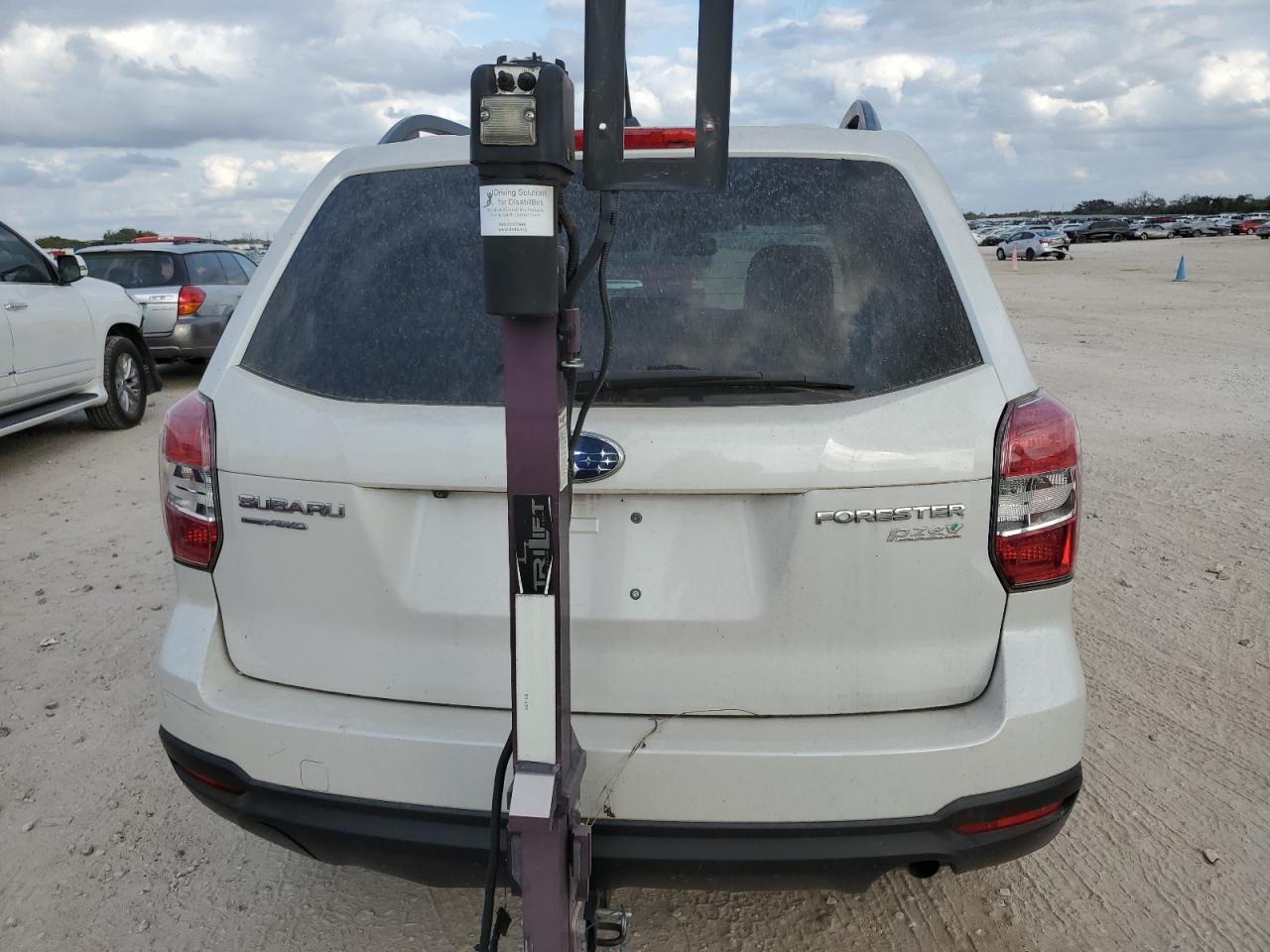 2014 Subaru Forester 2.5I Premium - Image 6