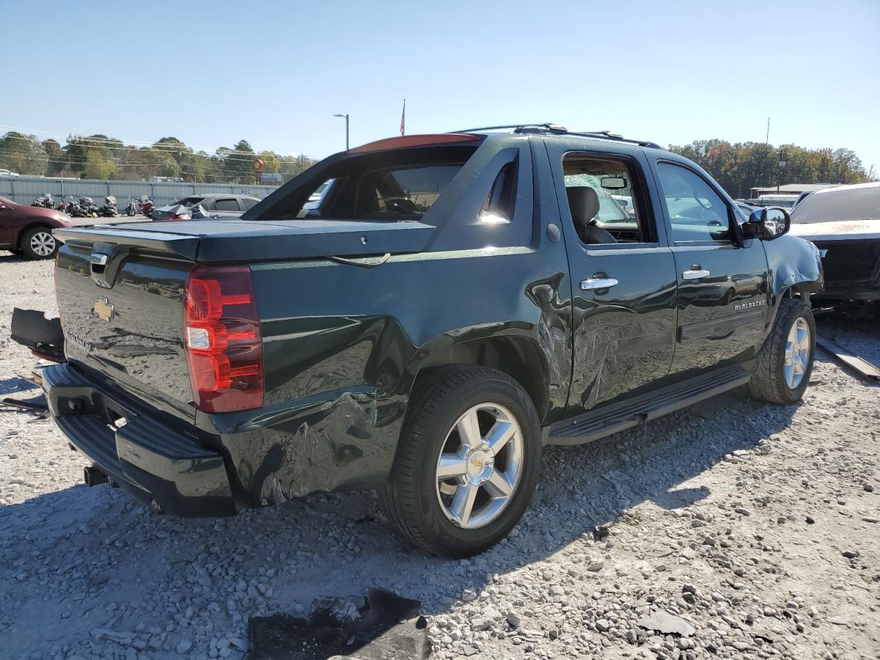 2013 Chevrolet Avalanche Lt - Фото 3