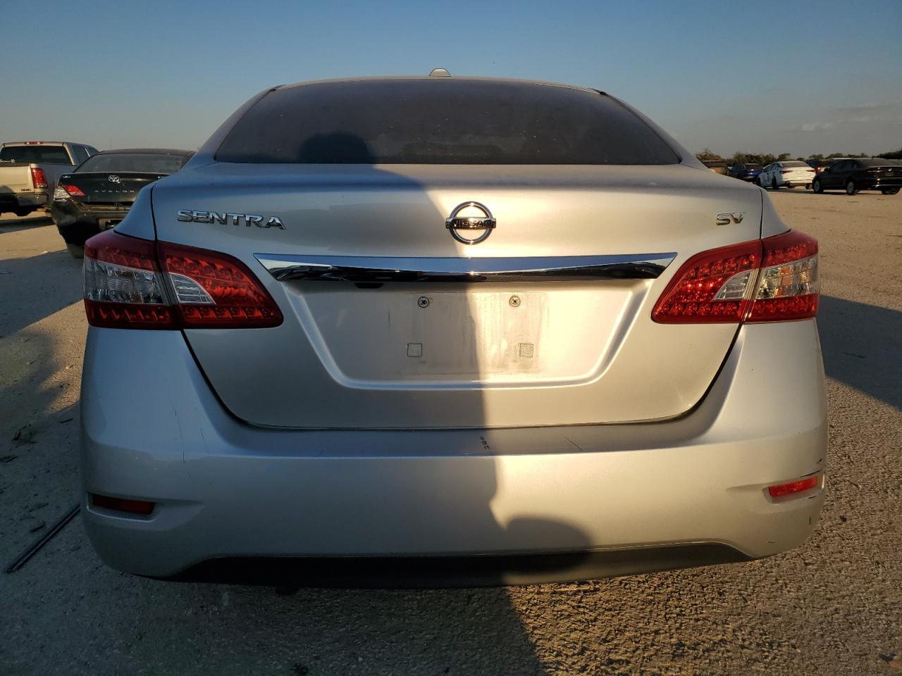 2013 Nissan Sentra S - Фото 6