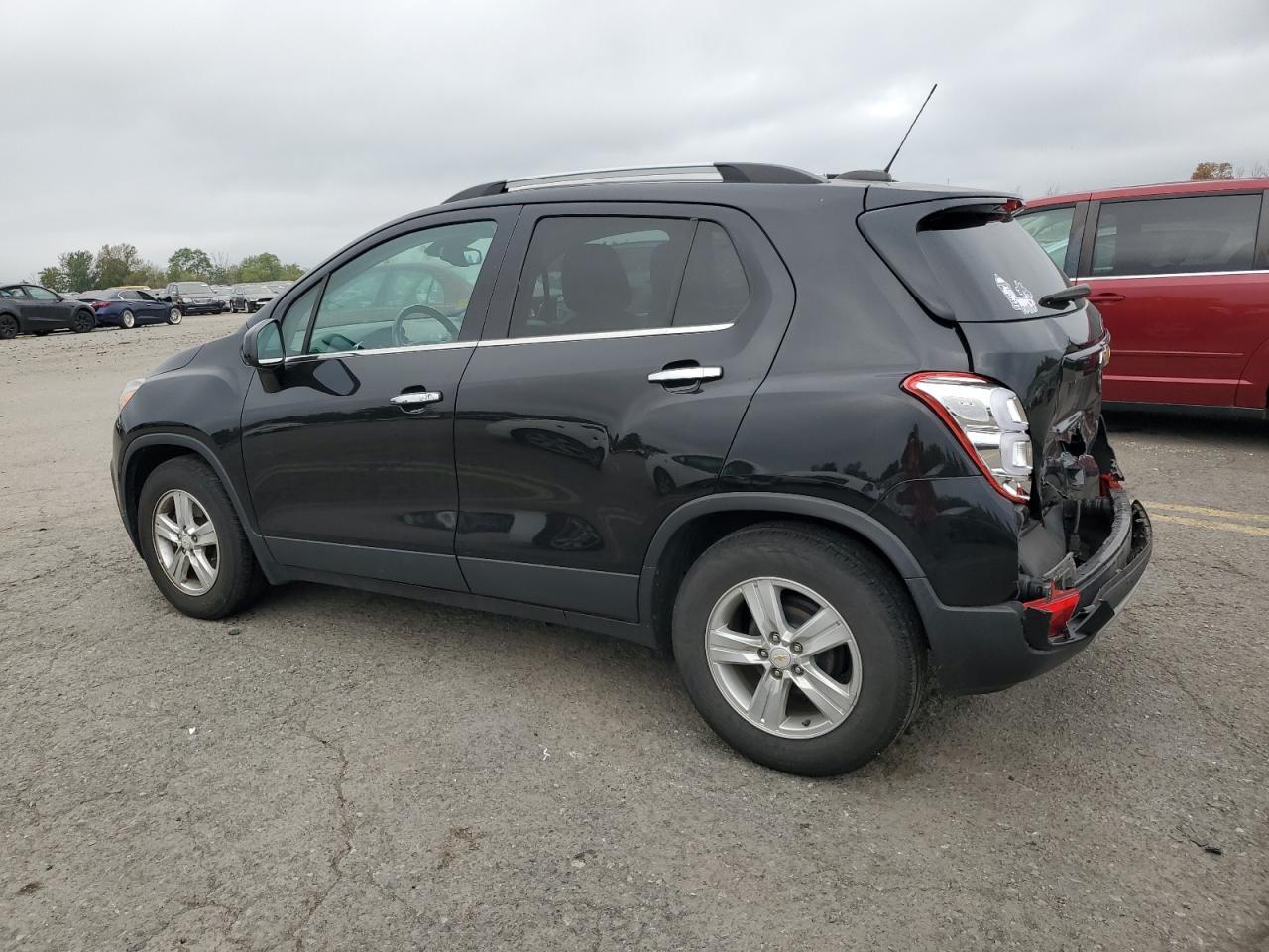 2020 Chevrolet Trax 1Lt - Image 2