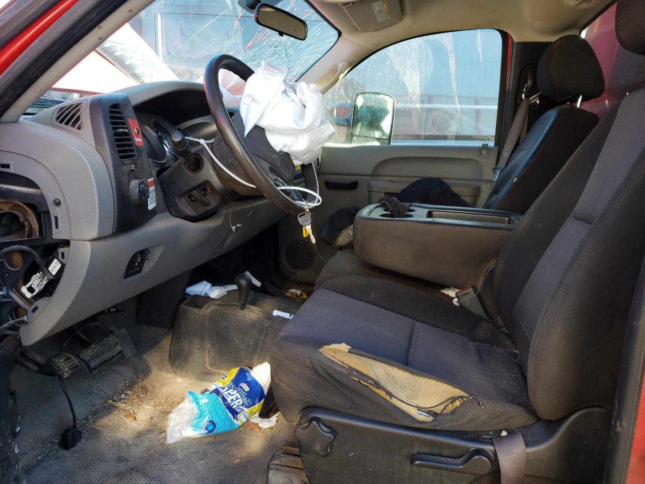 2011 Chev Silverado - Image 7