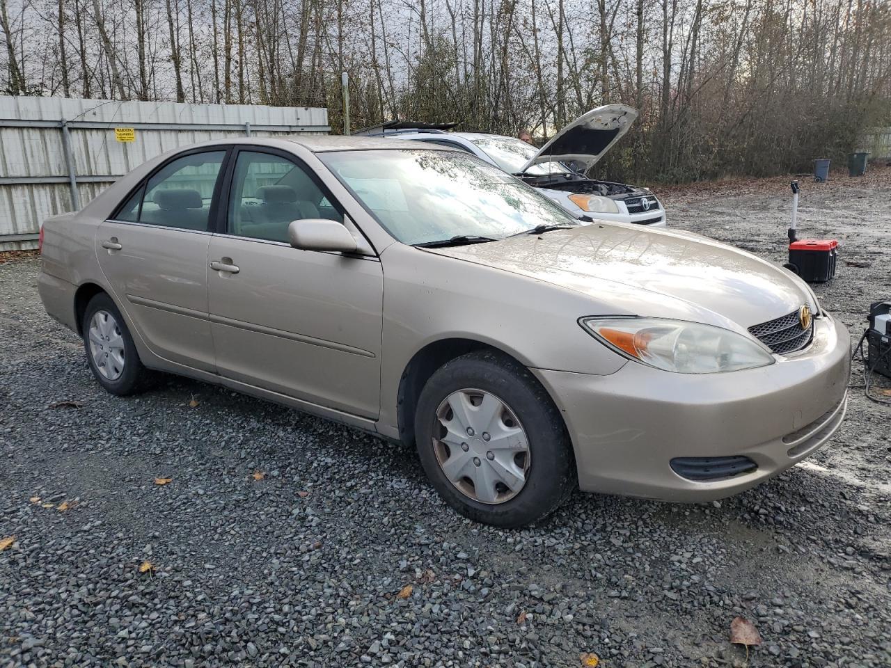 2002 Toyota Camry Le - Фото 4
