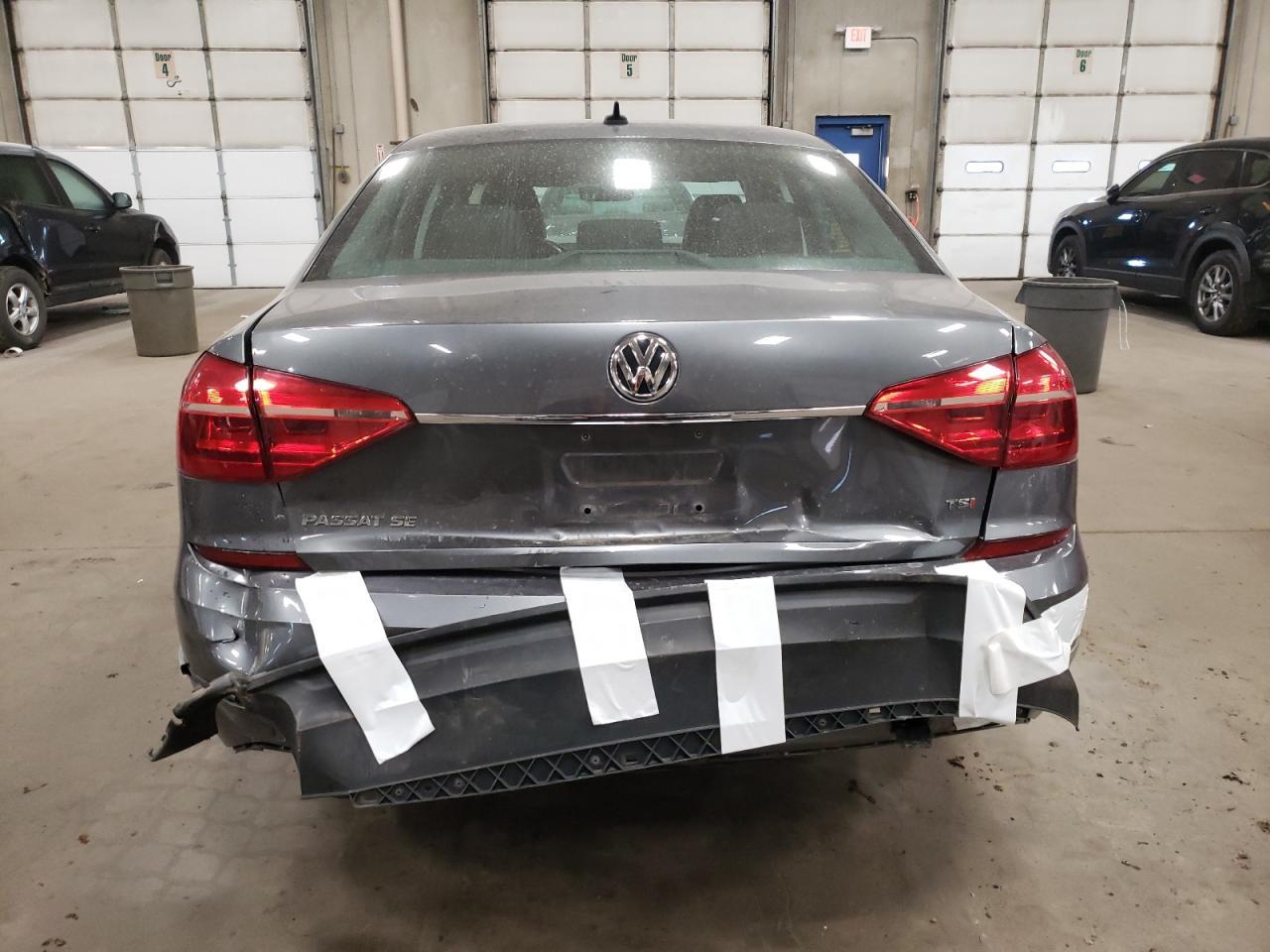 2016 Volkswagen Passat Se - Фото 6