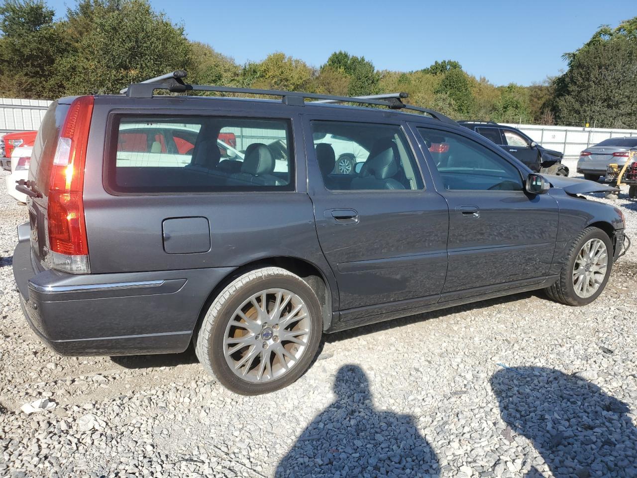 2007 Volvo V70 2.5T - Image 3